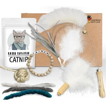 Kater Kasimir Deluxe Set Mit 9 Beliebten Katzenspielzeugen Aus Naturmaterial Und Handgemachtem CATMOM Armband 3 Kater Kasimir Deluxe Set Mit 9 Beliebten Katzenspielzeugen Aus Naturmaterial Und Handgemachtem CATMOM Armband